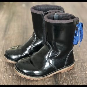 UGG Toddler Corene Patent boots size 8